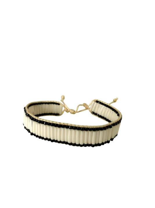 Halo Black & White – Colección Exclusiva Boho Store